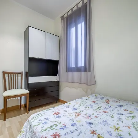 With View Apartment Roses
