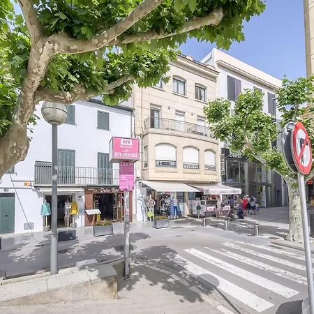 In By The Апартаменты *