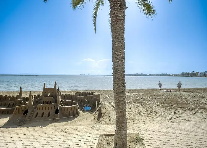 In By The Росас