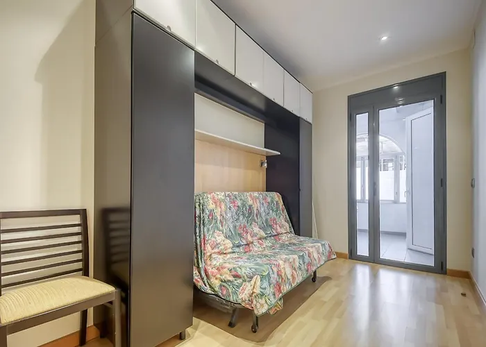 In By The * Росас